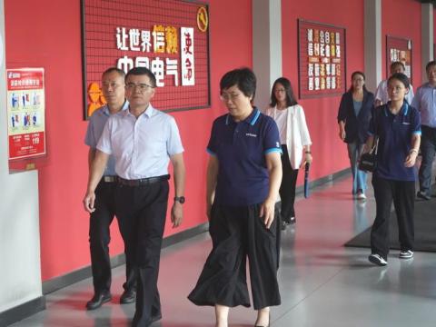 全總社聯部徐處長蒞臨威騰調研